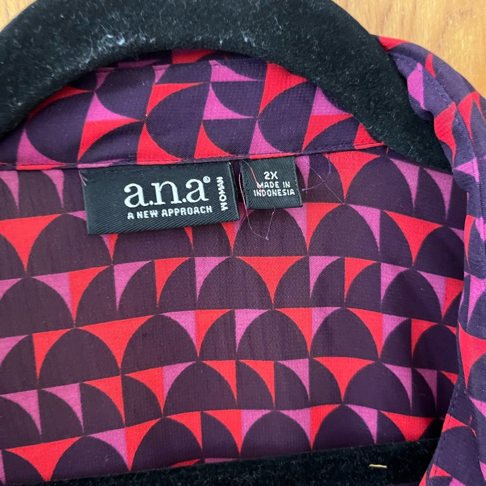 A.N.A multi print pop over shirt 2X - Picture 3 of 9